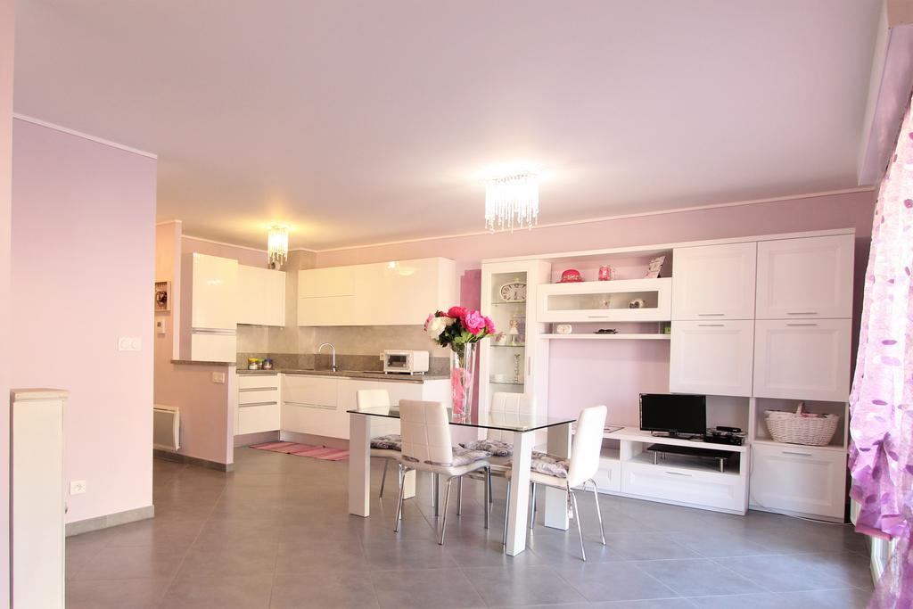 Appartement Lilla By Connexion مينتون المظهر الخارجي الصورة