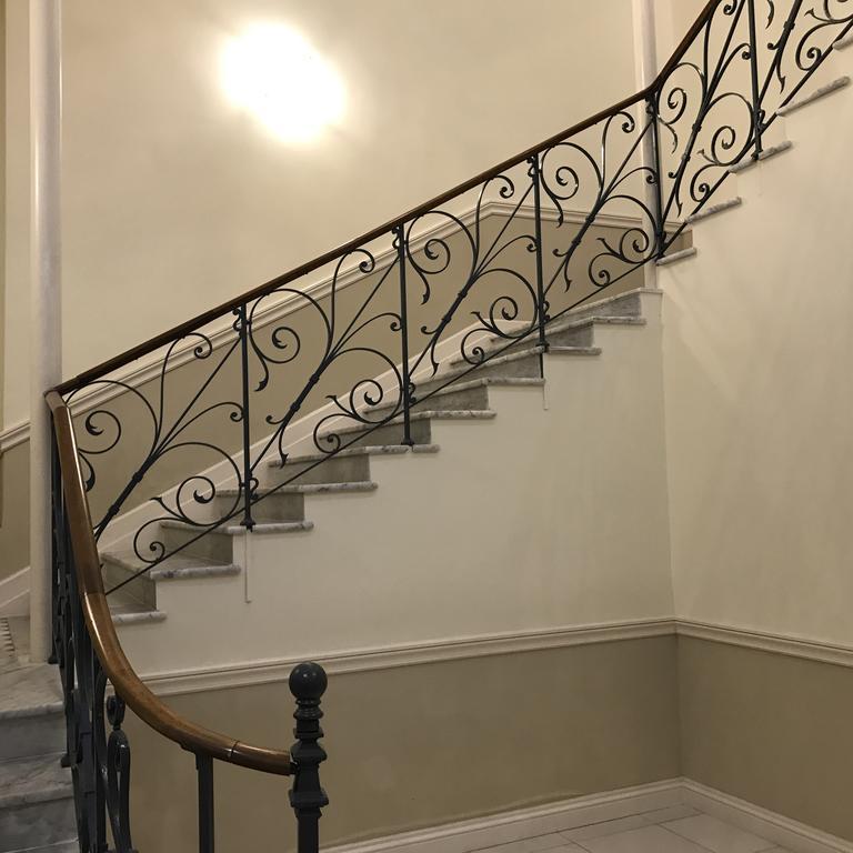 Appartement Lilla By Connexion مينتون المظهر الخارجي الصورة